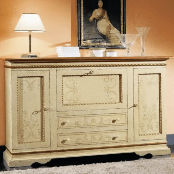 Credenze in Arte Povera e Classiche in Legno Massello