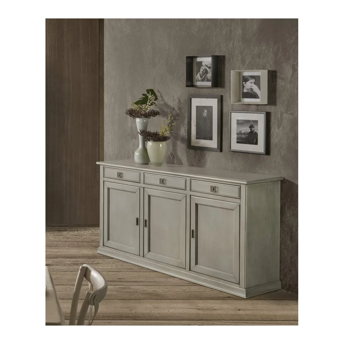 Credenza 3 porte 3 cassetti arte povera